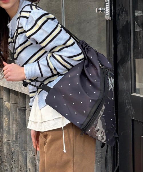 Vini（ヴィニ）の「【推し活】ウィッシュコア透明ポケット付きナップザック（バックパック/リュック・レディース・ブラック系その他/ブラック/ホワイト・FREE）」の2枚目の写真