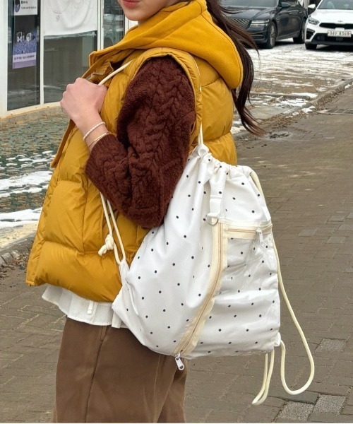 Vini（ヴィニ）の「【推し活】ウィッシュコア透明ポケット付きナップザック（バックパック/リュック・レディース・ブラック系その他/ブラック/ホワイト・FREE）」の17枚目の写真