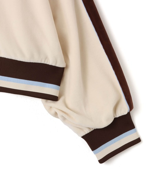 PUMA(プーマ)の「PUMA PUMA X ATMOS VELOUR TRACK JKT / プーマ プーマ x アトモス ベロア トラックジャケット【SP】(その他アウター・レディース・ホワイト・S/M/L)」の5枚目の写真