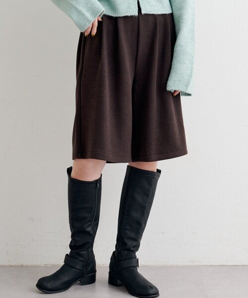 Kastane（カスタネ）の「【一部店舗限定/セットアップ対応】B ニットライクスウェットハーフパンツ（その他パンツ・レディース・ブラウン/チャコールグレー・FREE）」の2枚目の写真