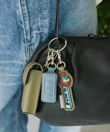 ear PAPILLONNER | 【PEZ(ペッツ)×ear】本革リップケースチャーム(その他)