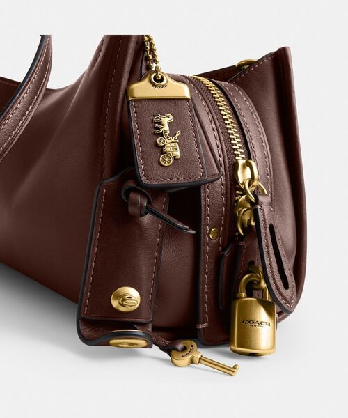 ローグ バッグ 34（ショルダーバッグ）｜COACH（コーチ）の