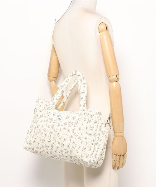 TONE SELECT GOODS(トーンセレクトグッズ)の「Liaa/大容量 花柄ボストンバッグ A18738(ボストンバッグ・レディース・その他1/その他2・FREE)」の13枚目の写真
