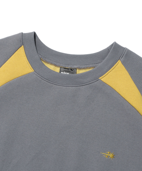 NICE GHOST CLUB(ナイスゴーストクラブ)の「SPORTY LINE SWEATSHIRTS_GREY(NG2DFUM453A)(スウェット・レディース・グレー・S/M/L)」の3枚目の写真
