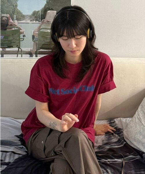 NET SOCIAL CLUB（ネットソーシャルクラブ）の「ビビッドストレートロゴ半袖Tシャツ（ブラック）（Tシャツ/カットソー・レディース・ブラック・S/M/L/XL）」の4枚目の写真