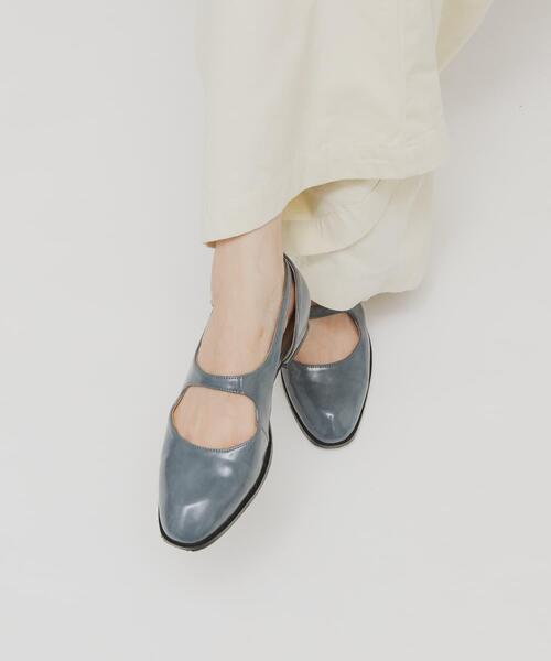 KBF（ケイビーエフ）の「カットデザインメリージェーンローファー（ローファー・レディース・ブルー/ブラック・38/37/36）」の22枚目の写真