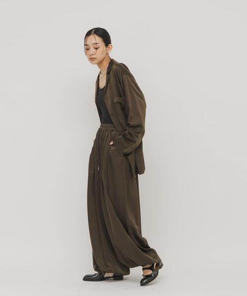 KBF（ケイビーエフ）の「カットデザインメリージェーンローファー（ローファー・レディース・ブルー/ブラック・38/37/36）」の9枚目の写真