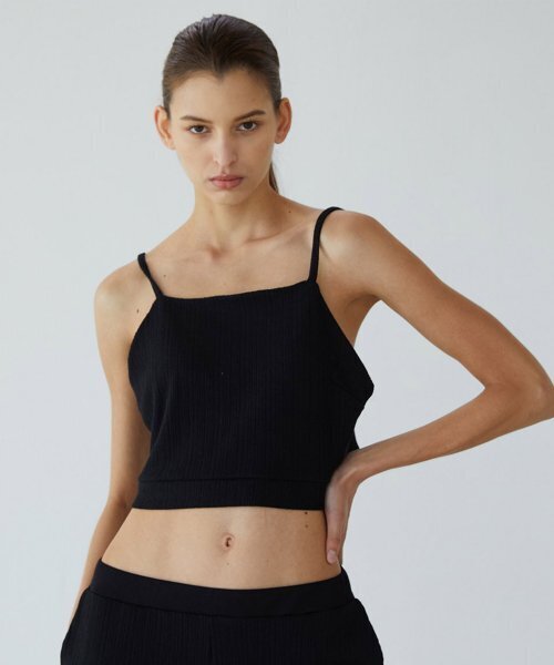 KIMDOH(キムド)の「BLACK WRINKLE SLEEVELESS KNIT TOP(Tシャツ/カットソー・レディース・その他・FREE)」の1枚目の写真