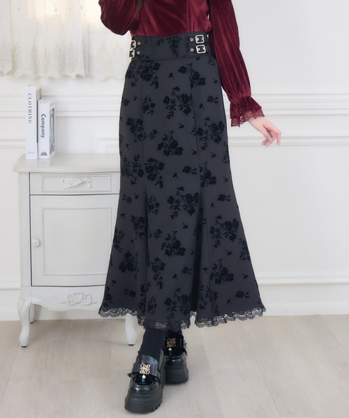 couture BY ROJITA(クチュールバイロジータ)の「花柄フロッキーマーメイドスカート(スカート・レディース・グレー/ブラック・FREE)」の2枚目の写真