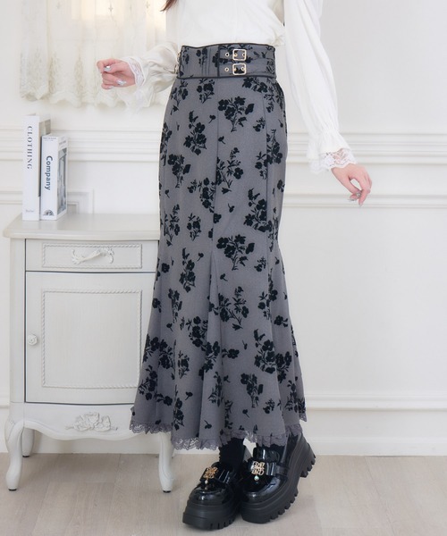 couture BY ROJITA(クチュールバイロジータ)の「花柄フロッキーマーメイドスカート(スカート・レディース・グレー/ブラック・FREE)」の6枚目の写真