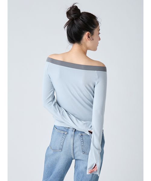 LILY BROWN(リリーブラウン)の「Fruit of the Loom×LILY BROWN/2wayオフショルダートップス(Tシャツ/カットソー・レディース・ネイビー/ホワイト/ライトブルー・F)」の6枚目の写真