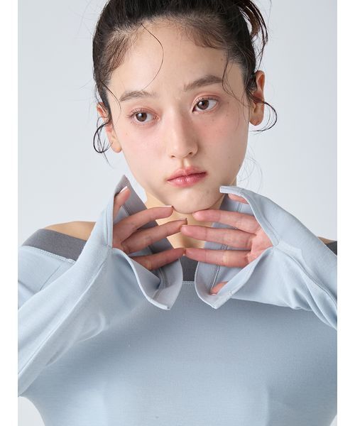 LILY BROWN(リリーブラウン)の「Fruit of the Loom×LILY BROWN/2wayオフショルダートップス(Tシャツ/カットソー・レディース・ネイビー/ホワイト/ライトブルー・F)」の9枚目の写真