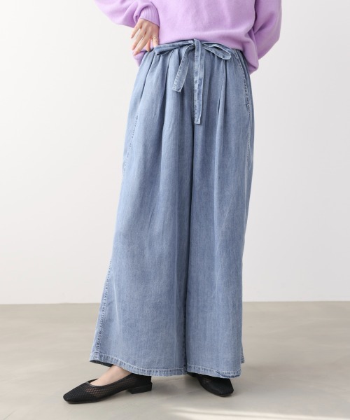 Bou Jeloud(ブージュルード)の「リラックシーデニムワイドパンツ(デニムパンツ・レディース・ブルー/インディゴブルー・38)」の1枚目の写真