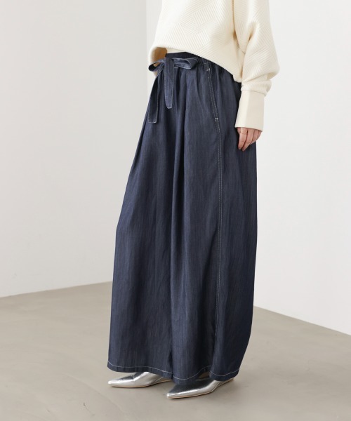 Bou Jeloud(ブージュルード)の「リラックシーデニムワイドパンツ(デニムパンツ・レディース・ブルー/インディゴブルー・38)」の5枚目の写真