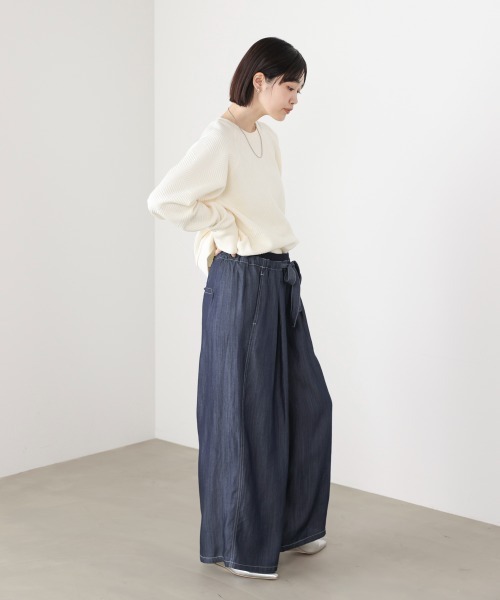Bou Jeloud(ブージュルード)の「リラックシーデニムワイドパンツ(デニムパンツ・レディース・ブルー/インディゴブルー・38)」の6枚目の写真