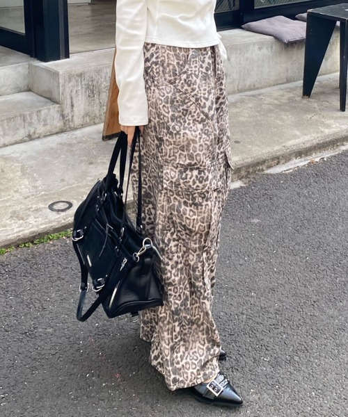 RAY CASSIN（レイカズン）の「デザインカーゴパンツ（カーゴパンツ・レディース・アイボリー/カーキ/ベージュ・FREE）」の6枚目の写真