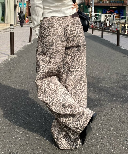 RAY CASSIN（レイカズン）の「デザインカーゴパンツ（カーゴパンツ・レディース・アイボリー/カーキ/ベージュ・FREE）」の7枚目の写真