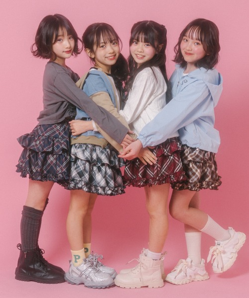 URBAN CHERRY(アーバンチェリー)の「【インナーパンツ付き】ティアードフリルチェックスカート(スカート・キッズ・ネイビー/グリーン/レッド/ブラウン・110cm/120cm/130cm/140cm/150cm)」の19枚目の写真