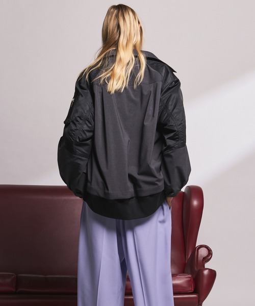 MAISON SPECIAL(メゾンスペシャル)の「《UNISEX》Layering MA-1 Docking Prime-Over Open Collar Shirt/レイヤリングMA-1ドッキングプライムオーバーオープンカラーシャツ【MAISON SPECIAL/メゾンスペシャル】(シャツ/ブラウス・メンズ・ブラック/チャコールグレー・2/1/0)」の12枚目の写真