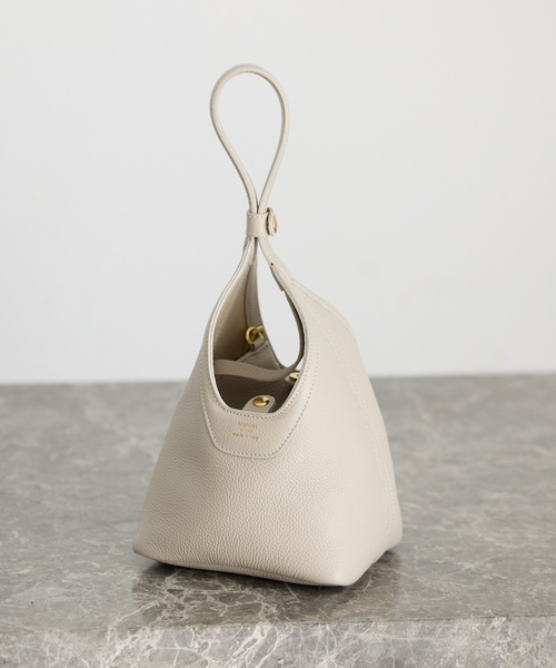 IENA(イエナ)の「Manuel MILANO/マニュエルミラノ 2WAY BAG バッグ 6467(ハンドバッグ・レディース・ブラック/チャコールグレー・FREE)」の2枚目の写真