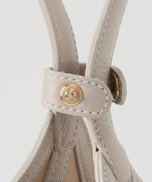 IENA(イエナ)の「Manuel MILANO/マニュエルミラノ 2WAY BAG バッグ 6467(ハンドバッグ・レディース・ブラック/チャコールグレー・FREE)」の4枚目の写真