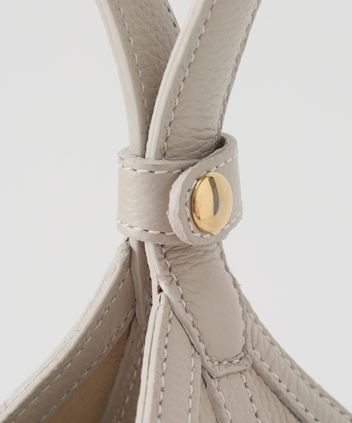 IENA(イエナ)の「Manuel MILANO/マニュエルミラノ 2WAY BAG バッグ 6467(ハンドバッグ・レディース・ブラック/チャコールグレー・FREE)」の5枚目の写真