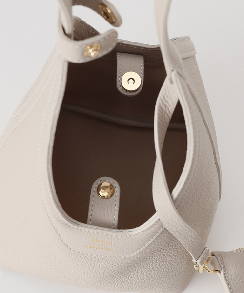 IENA(イエナ)の「Manuel MILANO/マニュエルミラノ 2WAY BAG バッグ 6467(ハンドバッグ・レディース・ブラック/チャコールグレー・FREE)」の6枚目の写真