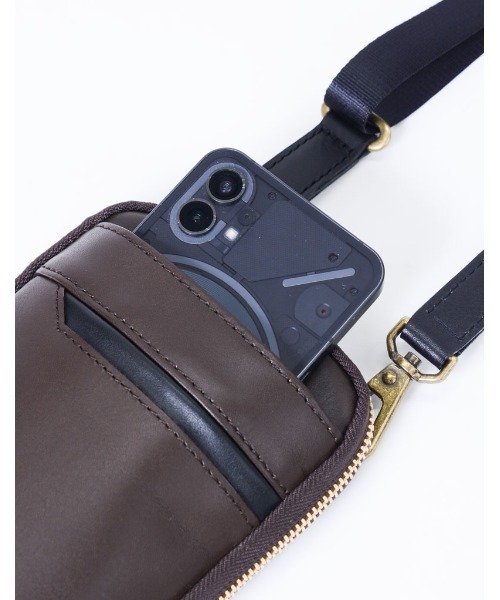 master-piece（マスターピース）の「master-piece / Gloss ショルダーバッグ / No.01667-v3（ショルダーバッグ・メンズ・ネイビー/キャメル/チョコ/ブラック・FREE）」の5枚目の写真