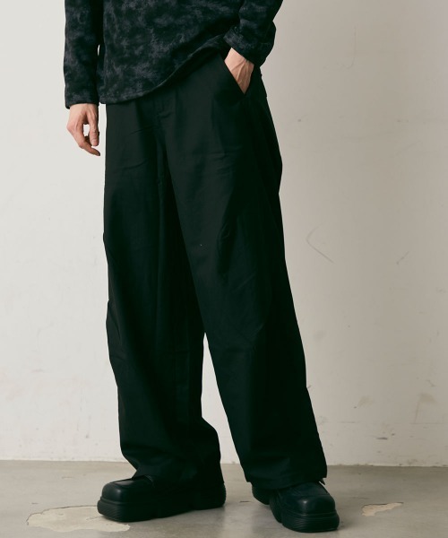 Shoowtime(ショウタイム)の「Side Tuck Wide Silhouette Slacks / サイドタックワイドシルエットスラックス(スラックス・メンズ・ブラック/チャコールグレー・X-LARGE/LARGE/MEDIUM)」の20枚目の写真