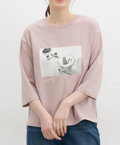 Honeys(ハニーズ)の「【ハニさら・接触冷感・UVカット】7分袖フォトプリントT(Tシャツ/カットソー・レディース・ピンク/スミクロ/グレイッシュベージュ/オフホワイト/ブルー・L/LL/M/S)」の14枚目の写真