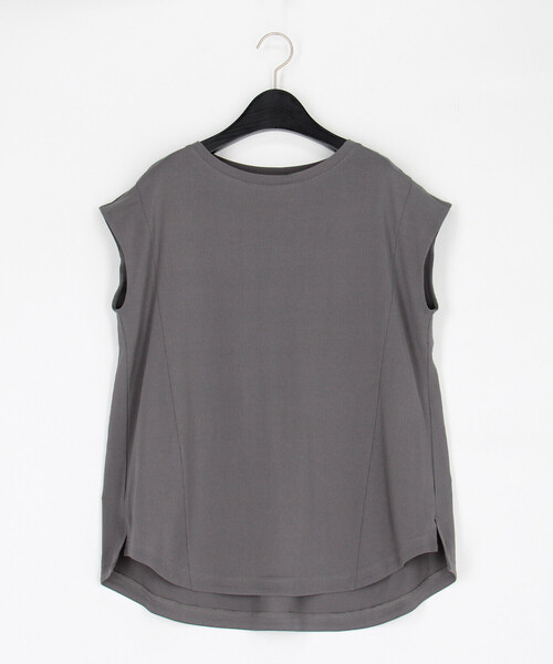 Gabardine K.T(ギャバジンケーティー)の「和紙ジャージー ノースリーブカットソー(Tシャツ/カットソー・レディース・オフホワイト/グレー/ネイビー・9号)」の2枚目の写真
