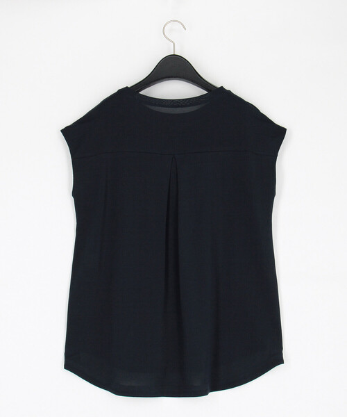 Gabardine K.T(ギャバジンケーティー)の「和紙ジャージー ノースリーブカットソー(Tシャツ/カットソー・レディース・オフホワイト/グレー/ネイビー・9号)」の4枚目の写真