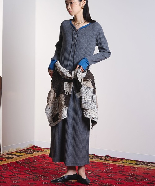 ROSE BUD（ローズバッド）の「LACEUP CUT DRESS（ワンピース・レディース・グレー/ブラック/ホワイト・ONE SIZE）」の3枚目の写真