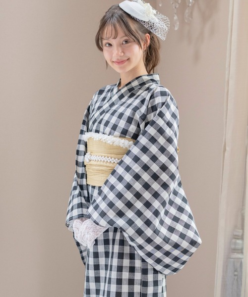Catherine Cottage(キャサリンコテージ)の「2WAYセパレート浴衣セット(lady's)(浴衣・レディース・ピンク系5/ベージュ系9/ダークネイビー/ブルー系5/ライラック系9/レッド系9/モーブ系6/ブラック系9/ブルー系6/グリーン×ピンク/オレンジ系6/ピンク系6/ホワイト×ブルー/ネイビー系5・FREE)」の2枚目の写真