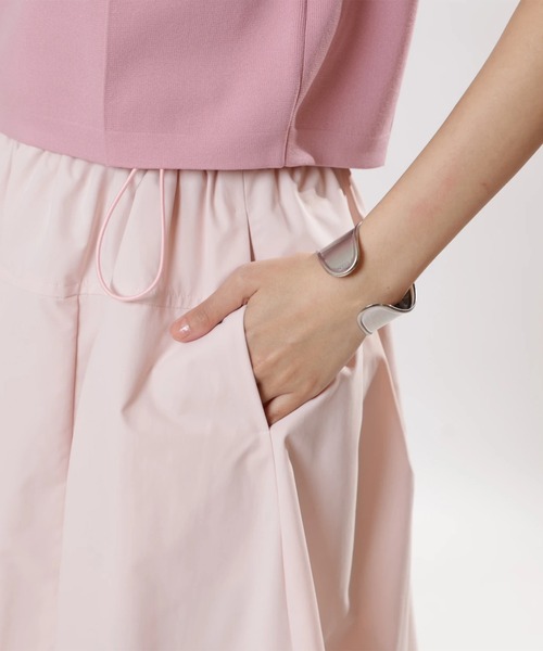 JUSGLITTY（ジャスグリッティー）の「ニットＴ×ドロストスカートＳＥＴ（ワンピース・レディース・ブラック系その他/ピンク/レッド/ネイビー・1/2）」の17枚目の写真