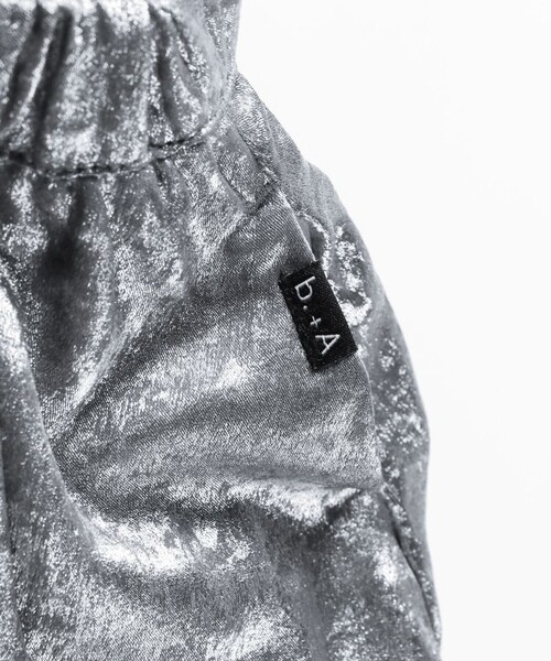 BRANSHES（ブランシェス）の「【b.+A】金子綾/バルーンスカート（スカート・キッズ・シルバー/ブラック・L/XL/M/S）」の8枚目の写真