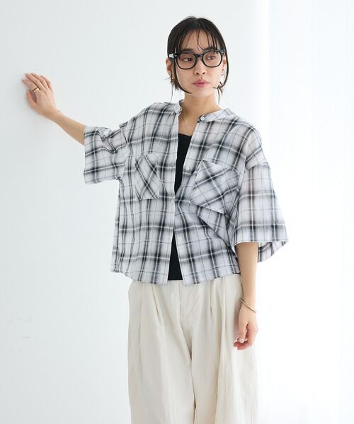 CRAFT STANDARD BOUTIQUE（クラフトスタンダードブティック）の「バックギャザーポンチョシャツ ◆（シャツ/ブラウス・レディース・ブラック系その他3/ホワイト系その他7/ブルー/ライトピンク・FREE）」の7枚目の写真