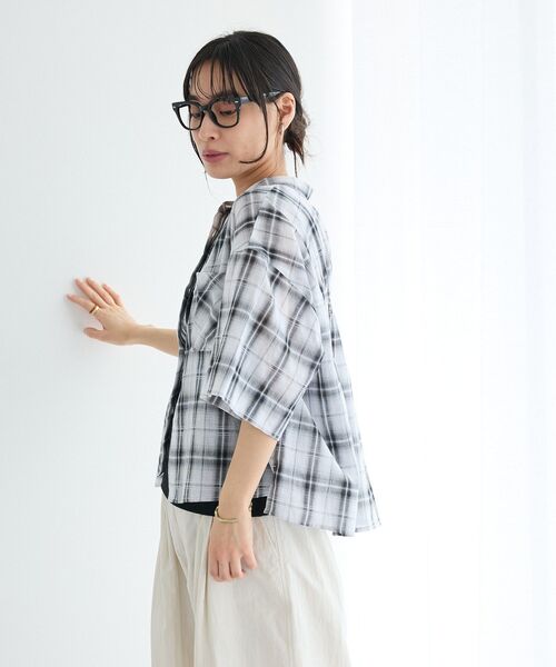 CRAFT STANDARD BOUTIQUE（クラフトスタンダードブティック）の「バックギャザーポンチョシャツ ◆（シャツ/ブラウス・レディース・ブラック系その他3/ホワイト系その他7/ブルー/ライトピンク・FREE）」の8枚目の写真