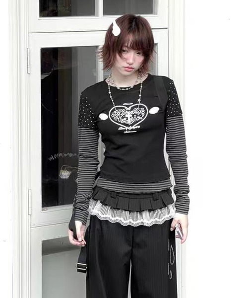 AsheKsha(アシクシャ)の「Y2K可愛いトップス/フェイクツーピーストップス(Tシャツ/カットソー・レディース・ブラック・M)」の3枚目の写真