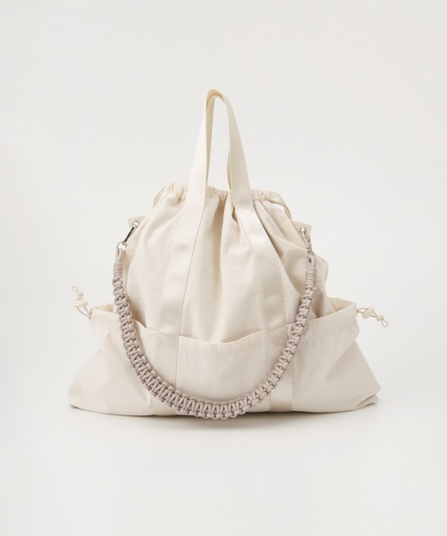 Honeys（ハニーズ）の「【非フッ素撥水加工】マルチｗａｙナップサック（バックパック/リュック・レディース・ベージュ/アイボリー/ブラック・FREE）」の15枚目の写真