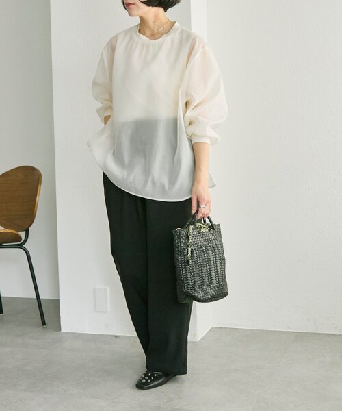 ear PAPILLONNER(イアパピヨネ)の「バリ島バケットショルダーバッグ《本革》(ショルダーバッグ・レディース・ライトグレー/ブラック・FREE)」の19枚目の写真