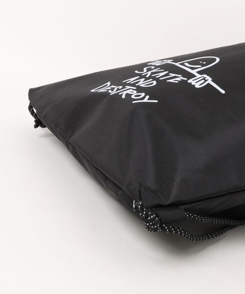 THRASHER(スラッシャー)の「ナップサック 2way ストリート ブラック メンズ(バックパック/リュック・メンズ・ブラック×ブルー/ブラック×ホワイト/ブラック×ピンク・FREE)」の12枚目の写真