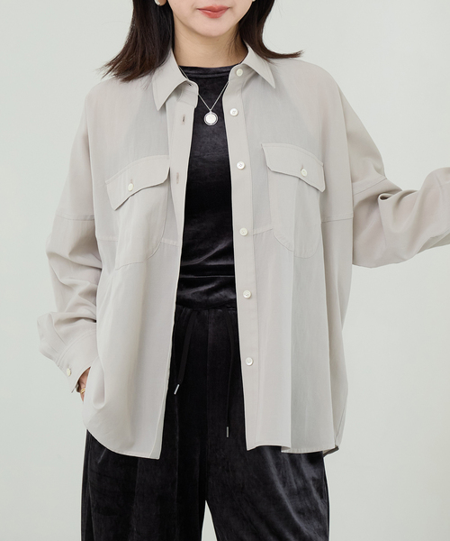 IENA LA BOUCLE(イエナラブークル)の「IENA LA BOUCLE フィブリルシアーシャツ(シャツ/ブラウス・レディース・ベージュ/ブラウン/ブラック・FREE)」の3枚目の写真