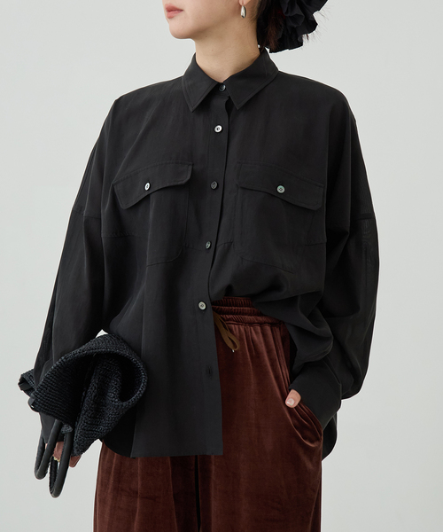 IENA LA BOUCLE(イエナラブークル)の「IENA LA BOUCLE フィブリルシアーシャツ(シャツ/ブラウス・レディース・ベージュ/ブラウン/ブラック・FREE)」の7枚目の写真