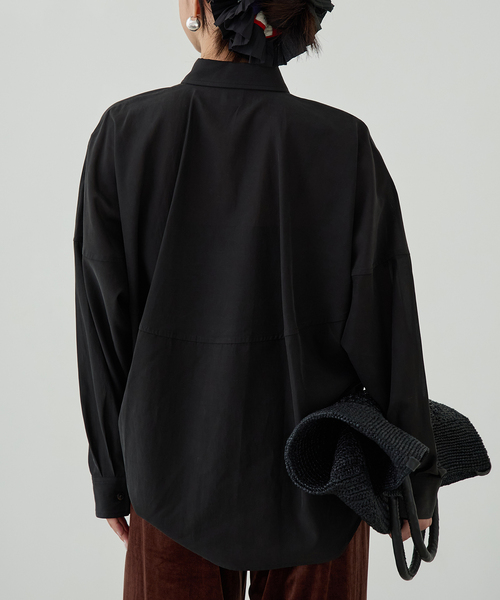 IENA LA BOUCLE(イエナラブークル)の「IENA LA BOUCLE フィブリルシアーシャツ(シャツ/ブラウス・レディース・ベージュ/ブラウン/ブラック・FREE)」の9枚目の写真