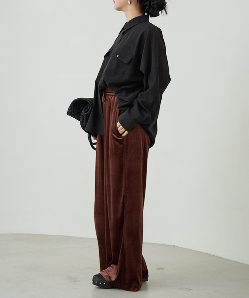 IENA LA BOUCLE(イエナラブークル)の「IENA LA BOUCLE フィブリルシアーシャツ(シャツ/ブラウス・レディース・ベージュ/ブラウン/ブラック・FREE)」の12枚目の写真