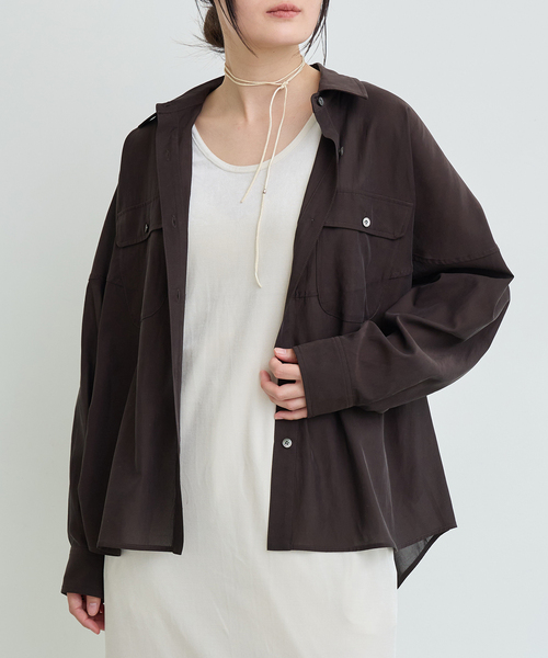 IENA LA BOUCLE(イエナラブークル)の「IENA LA BOUCLE フィブリルシアーシャツ(シャツ/ブラウス・レディース・ベージュ/ブラウン/ブラック・FREE)」の16枚目の写真