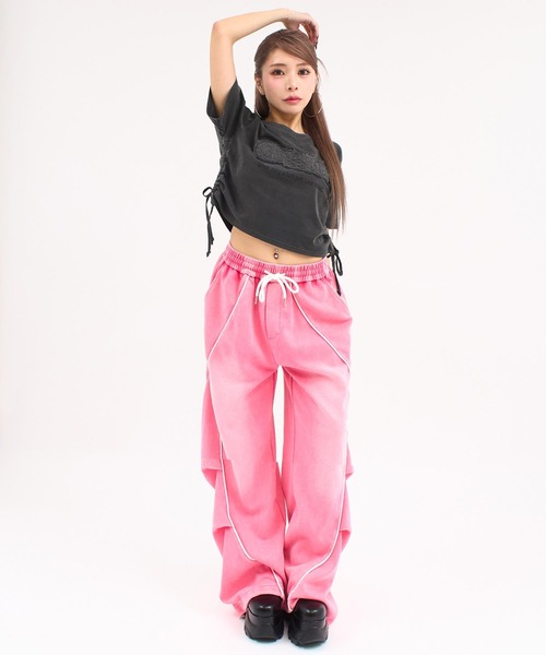 ANAP(アナップ)の「ワッペンロゴ サイドギャザー ピグメントTシャツ(Tシャツ/カットソー・レディース・ホワイト/ブルー/ダークアッシュ・F)」の13枚目の写真