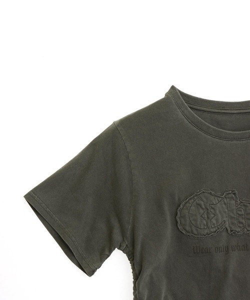 ANAP(アナップ)の「ワッペンロゴ サイドギャザー ピグメントTシャツ(Tシャツ/カットソー・レディース・ホワイト/ブルー/ダークアッシュ・F)」の22枚目の写真