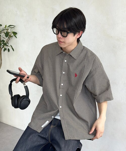 U.S. POLO ASSN.(ユーエスポロアッスン)の「シアサッカー半袖シャツ(シャツ/ブラウス・レディース・ホワイト/レッド/ブラウン/グリーン/アイボリー/ブルー/イエロー/ネイビー・MEDIUM/LARGE)」の3枚目の写真